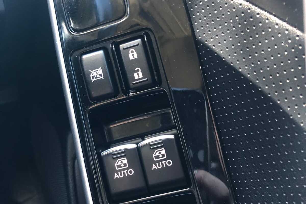 2016 Subaru FORESTER 2.5i-S S4