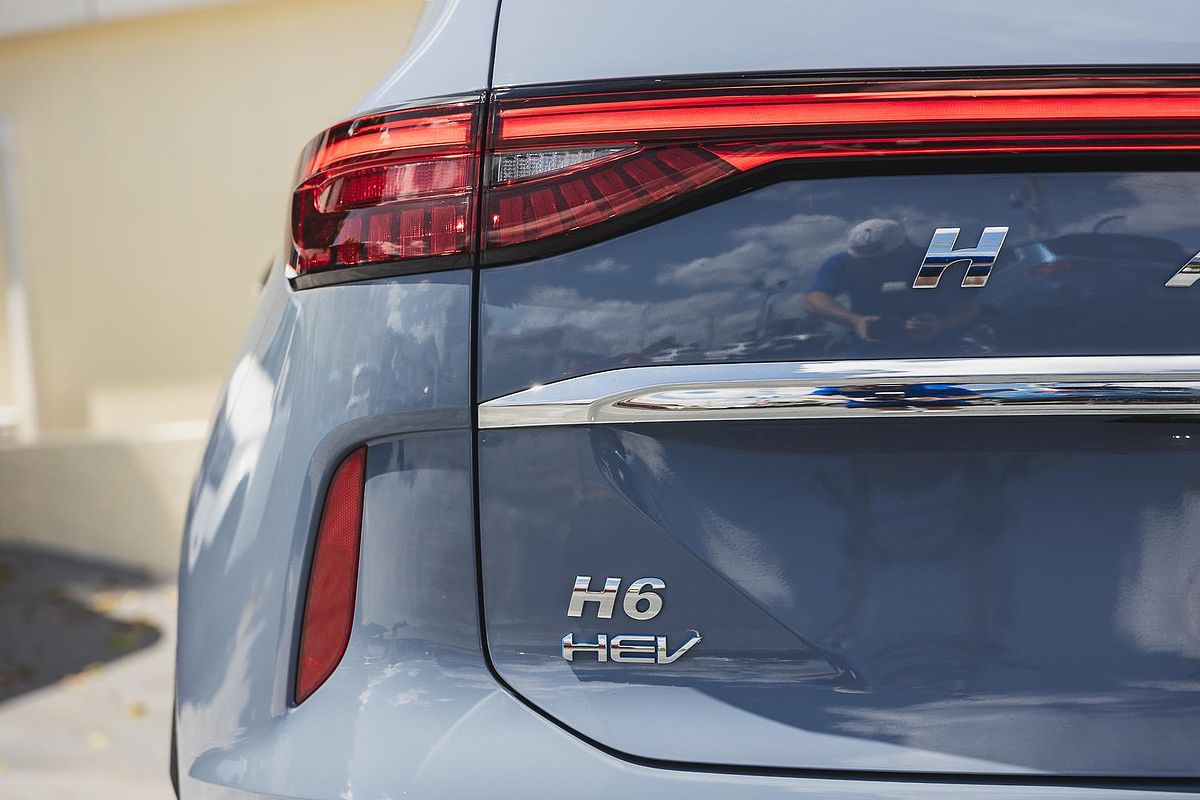 2023 GWM Haval H6 Lux Hybrid B01