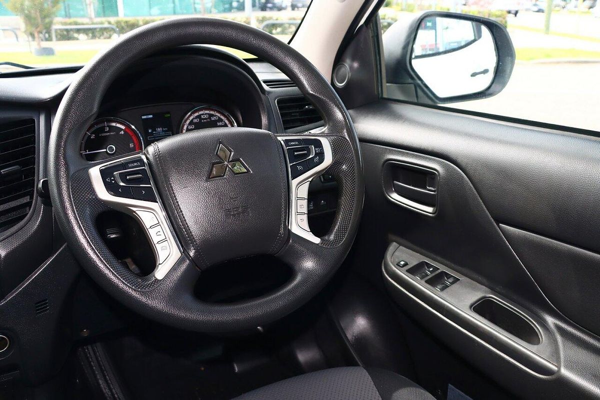 2019 Mitsubishi Triton GLX ADAS MR 4X4