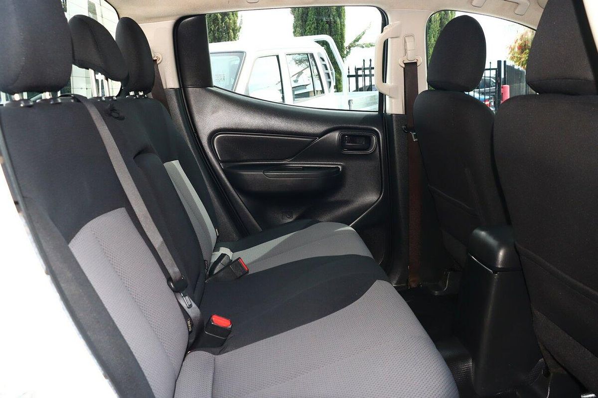 2019 Mitsubishi Triton GLX ADAS MR 4X4