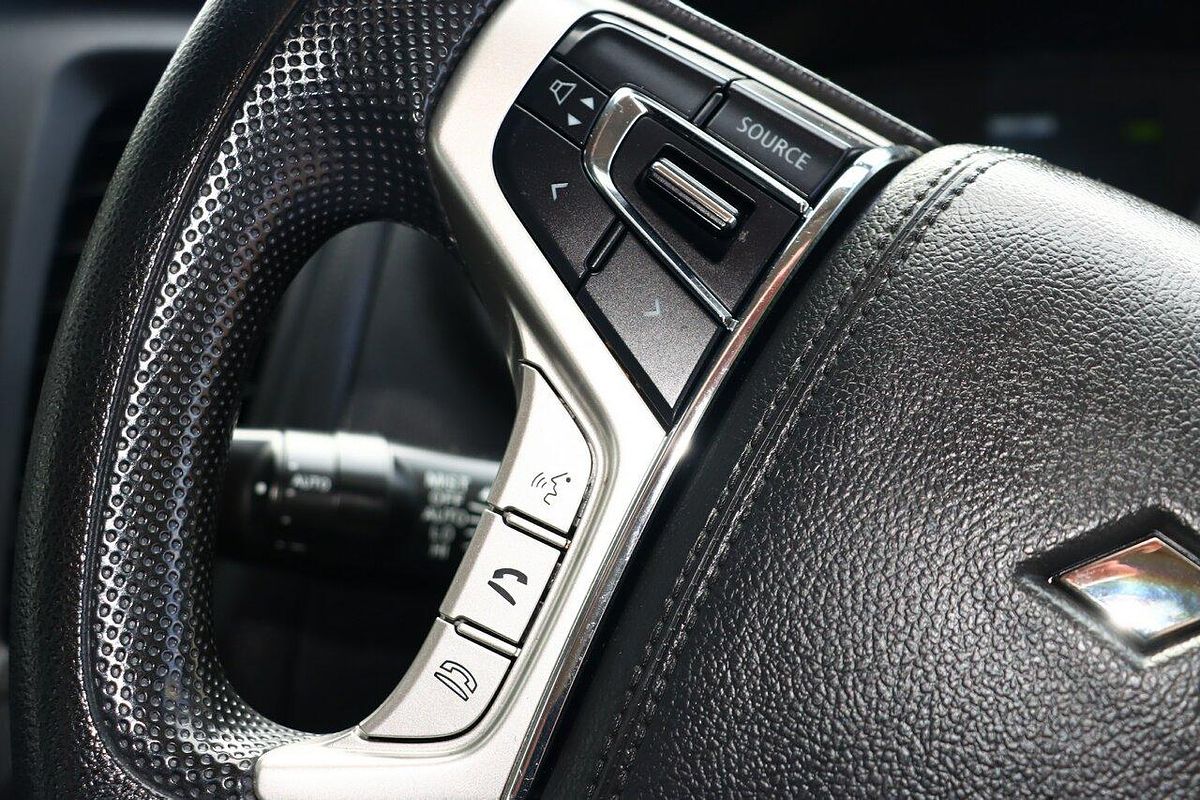 2019 Mitsubishi Triton GLX ADAS MR 4X4