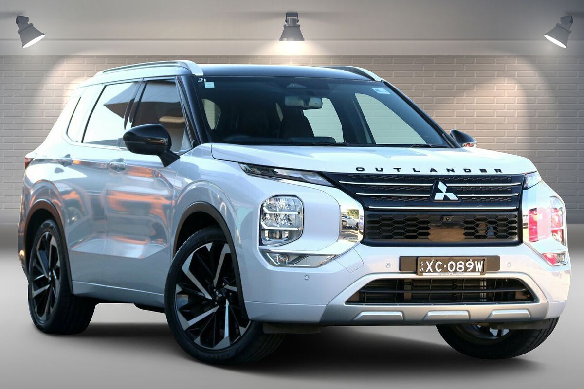 2022 Mitsubishi Outlander Exceed Tourer ZM