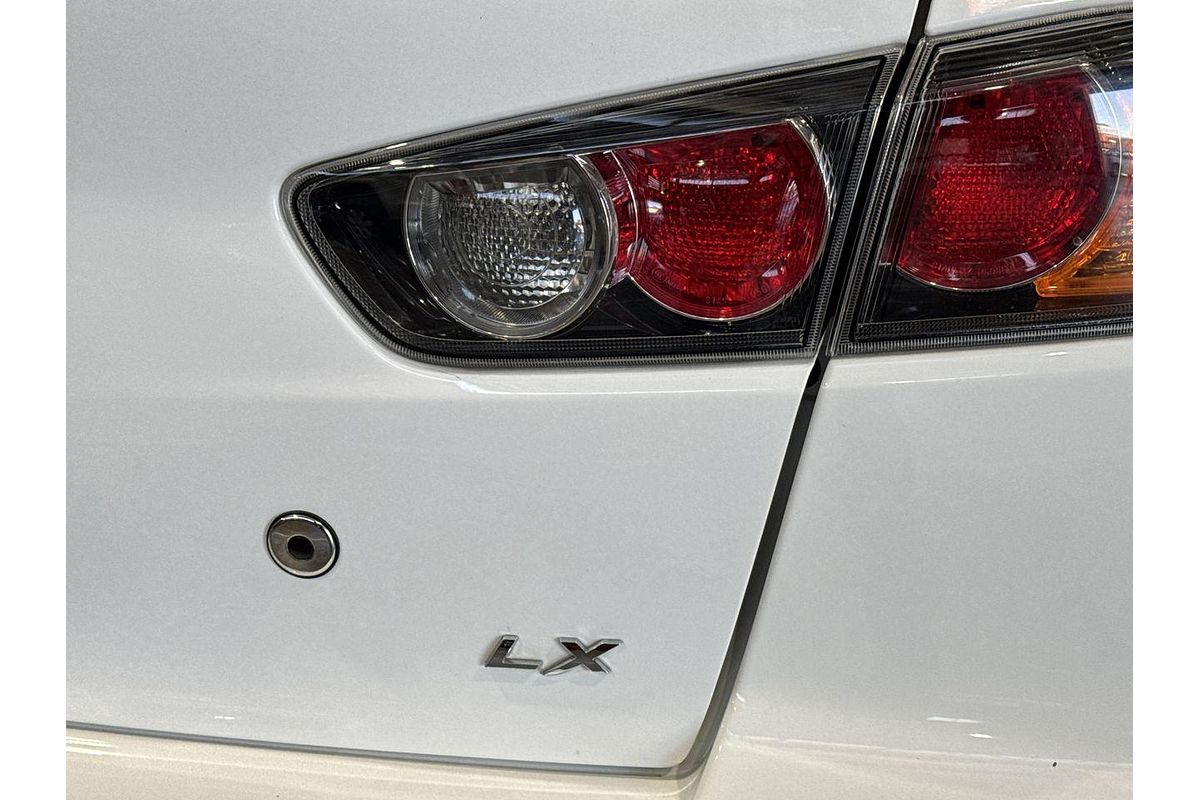 2014 Mitsubishi Lancer LX CJ