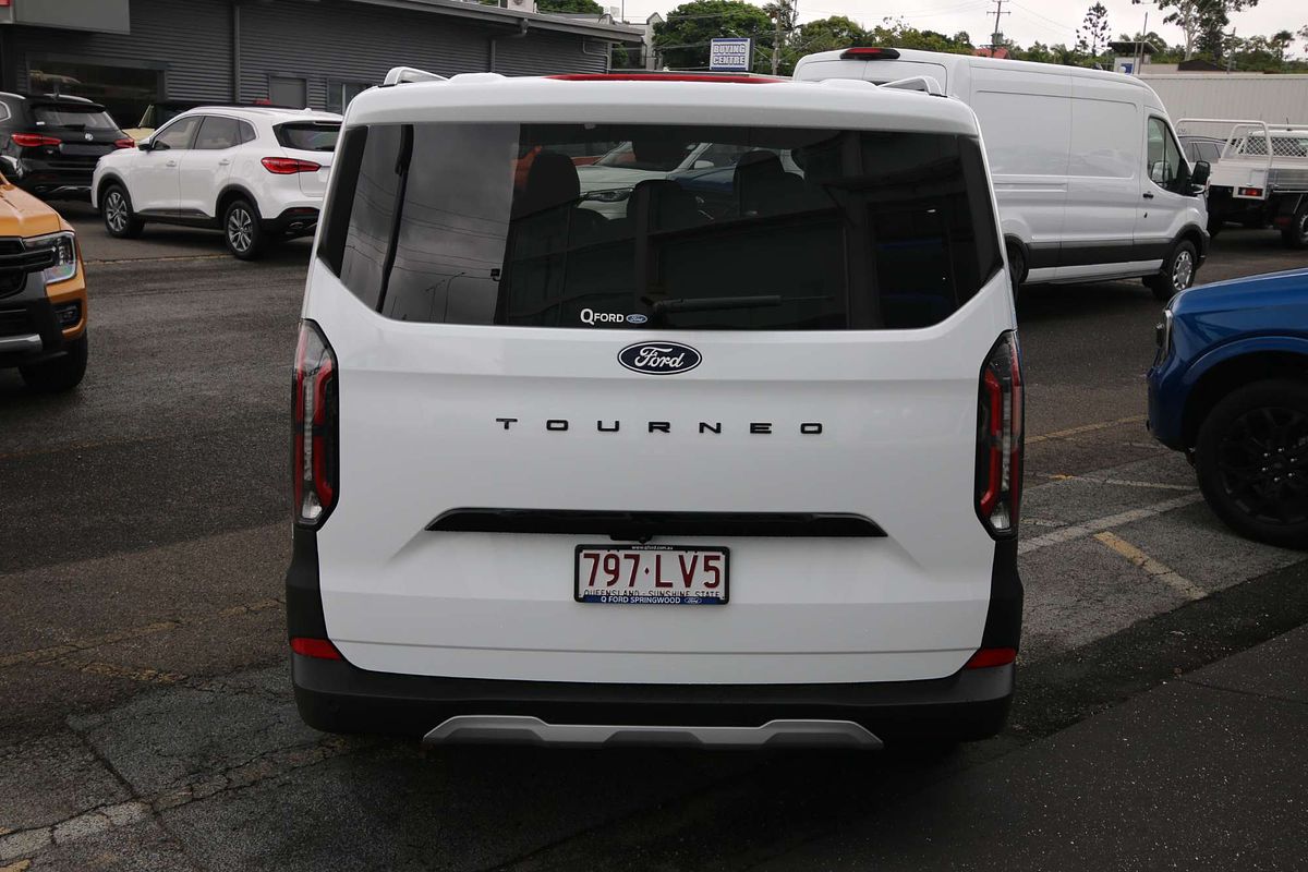 2024 Ford Tourneo Active AV SWB