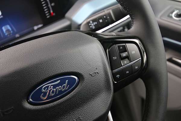 2024 Ford Tourneo Active AV SWB