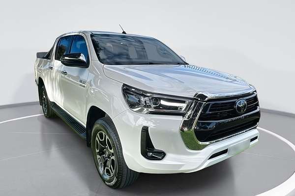 2020 Toyota Hilux SR5 GUN126R 4X4