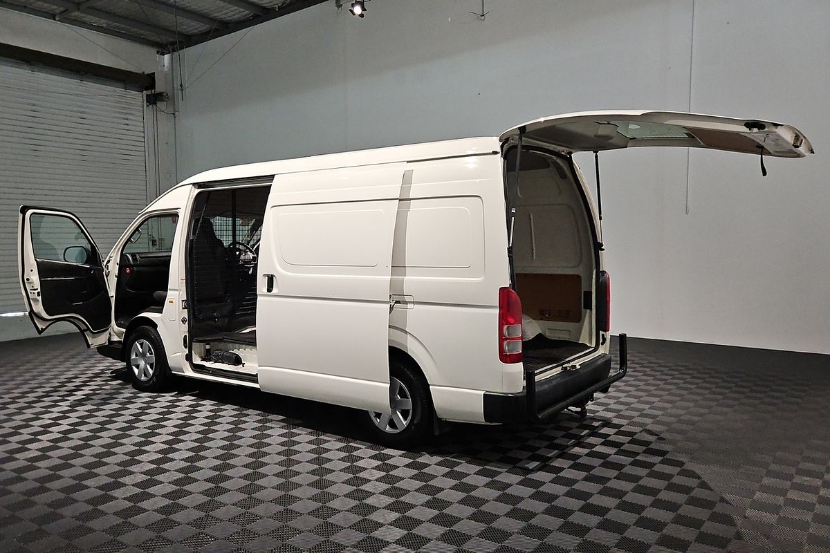 2018 Toyota Hiace KDH221R