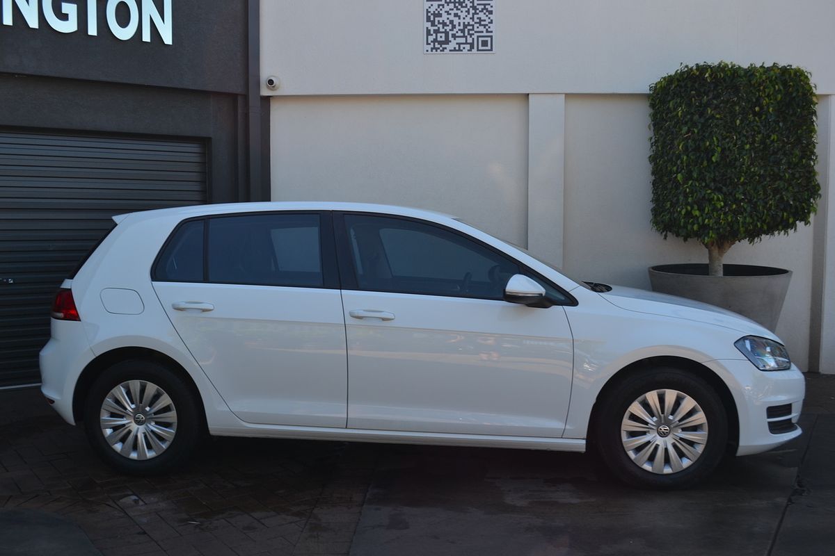 2015 Volkswagen Golf 90TSI 7