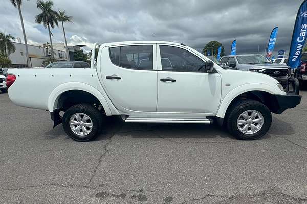 2015 Mitsubishi Triton GLX MN 4X4