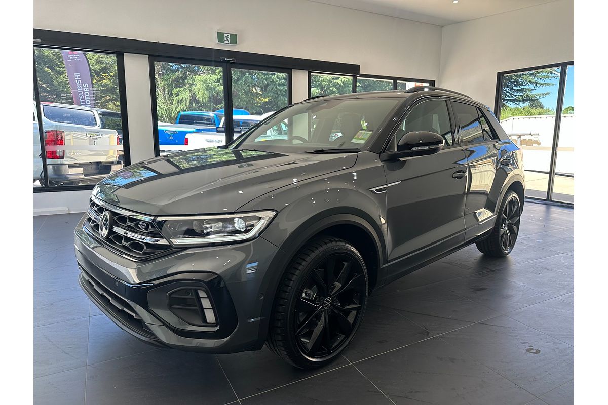 2024 Volkswagen T-Roc 140TSI R-Line D11