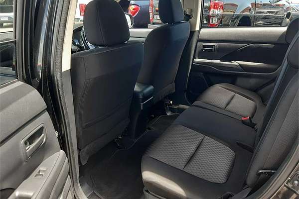 2012 Mitsubishi OUTLANDER LS (4x2) ZJ