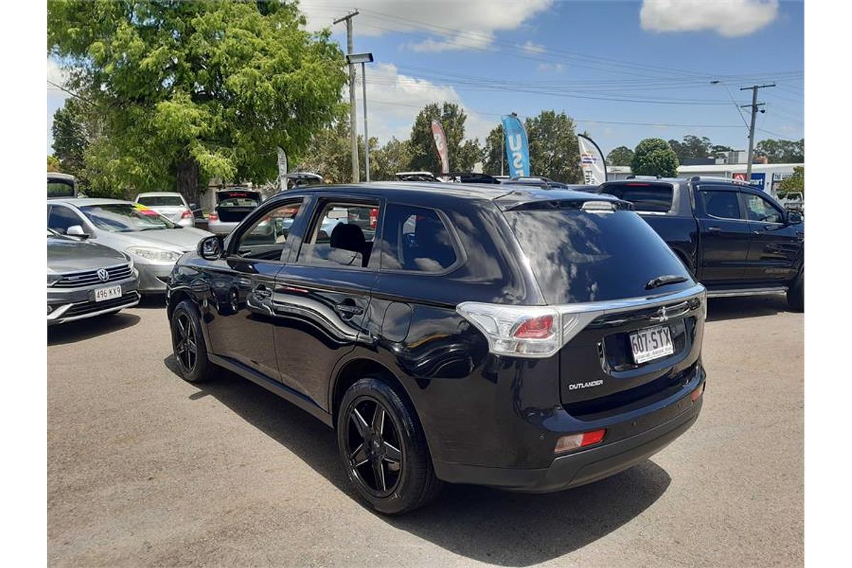 2012 Mitsubishi OUTLANDER LS (4x2) ZJ