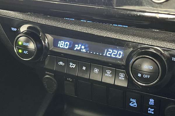 2023 Toyota Hilux SR5 GUN126R 4X4