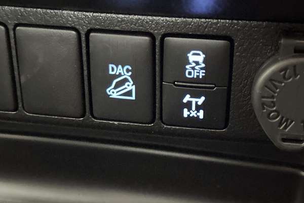 2023 Toyota Hilux SR5 GUN126R 4X4