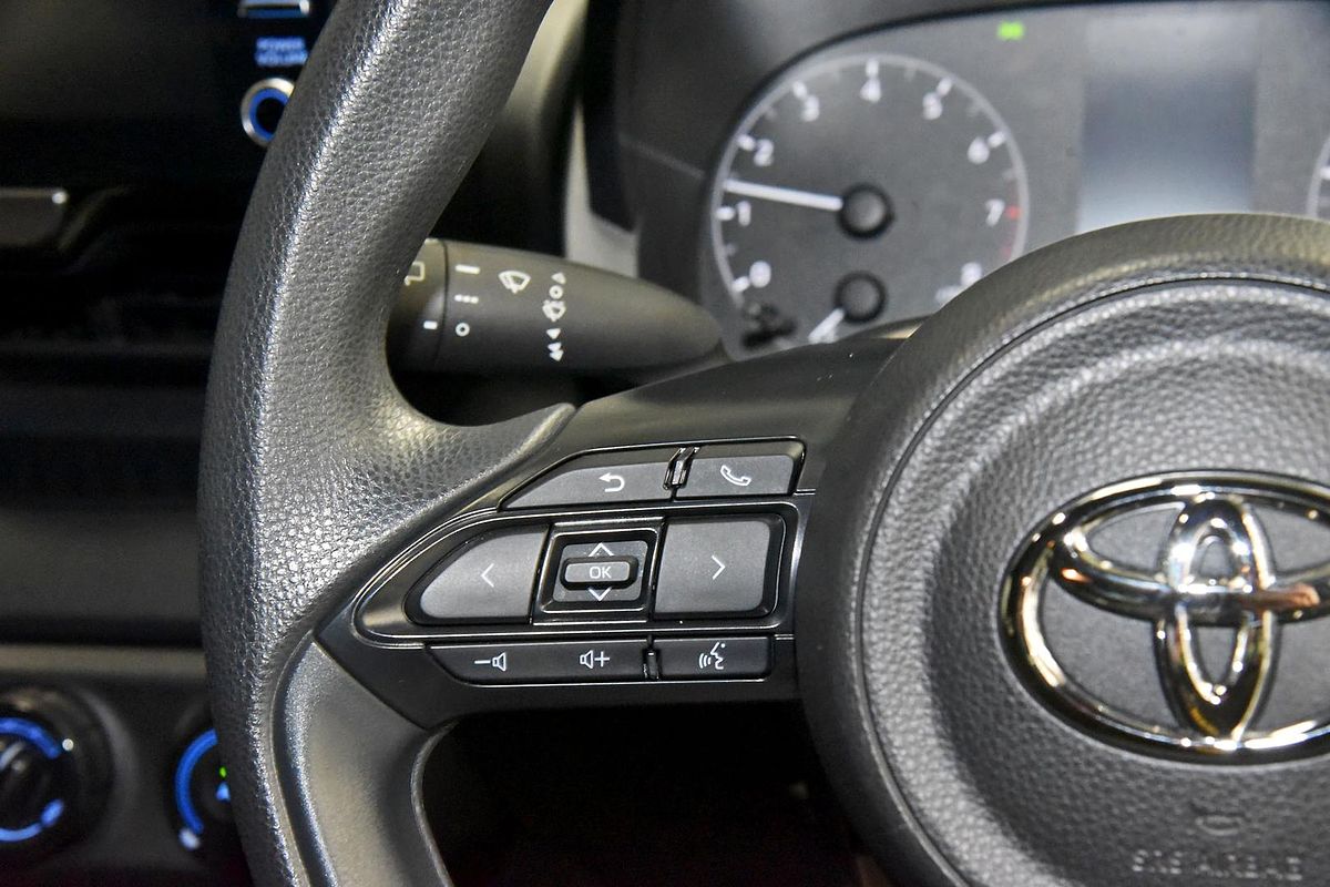 2022 Toyota Yaris Ascent Sport MXPA10R