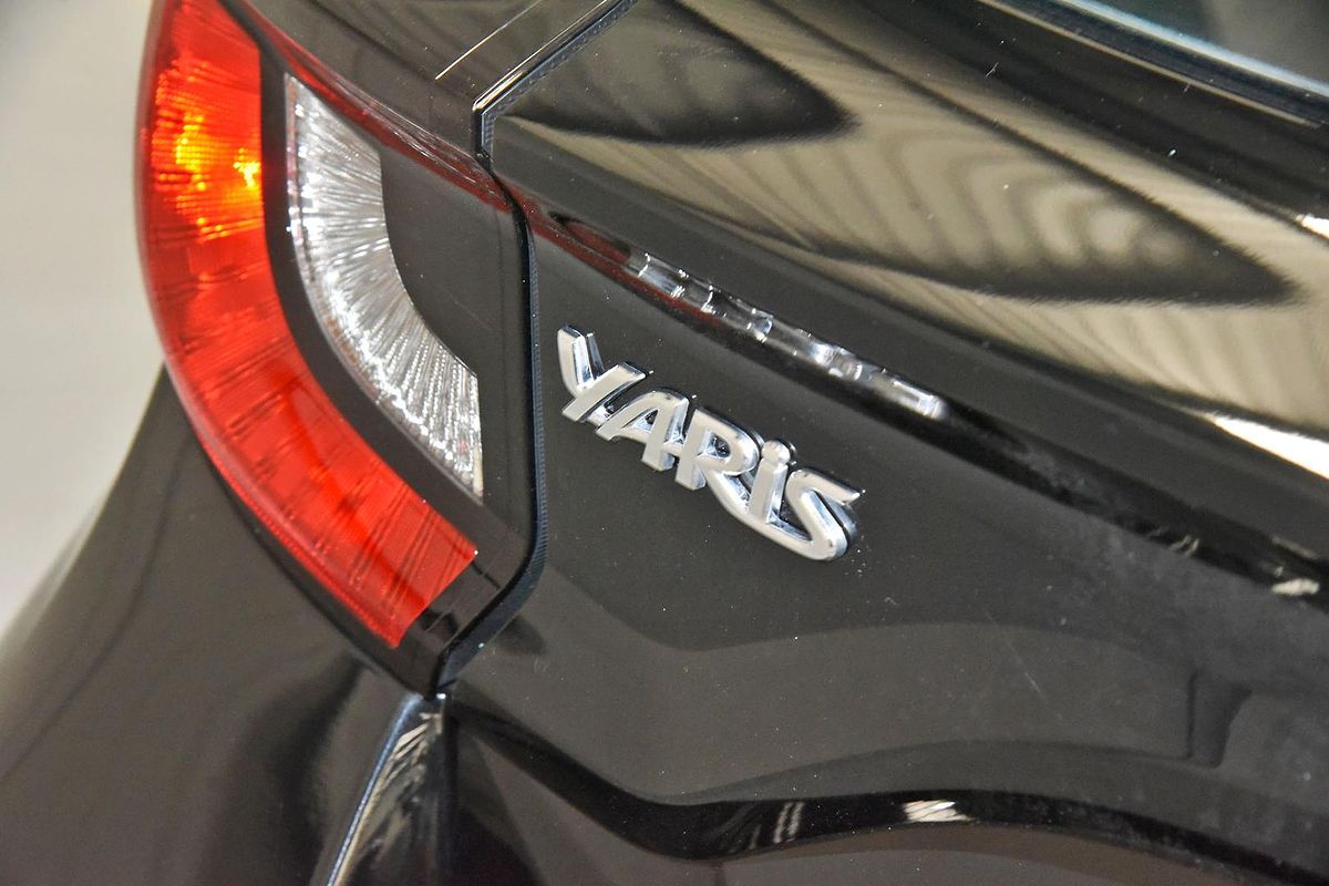 2022 Toyota Yaris Ascent Sport MXPA10R