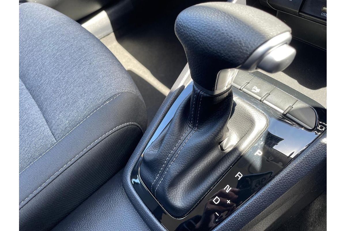 2023 Kia Stonic S YB
