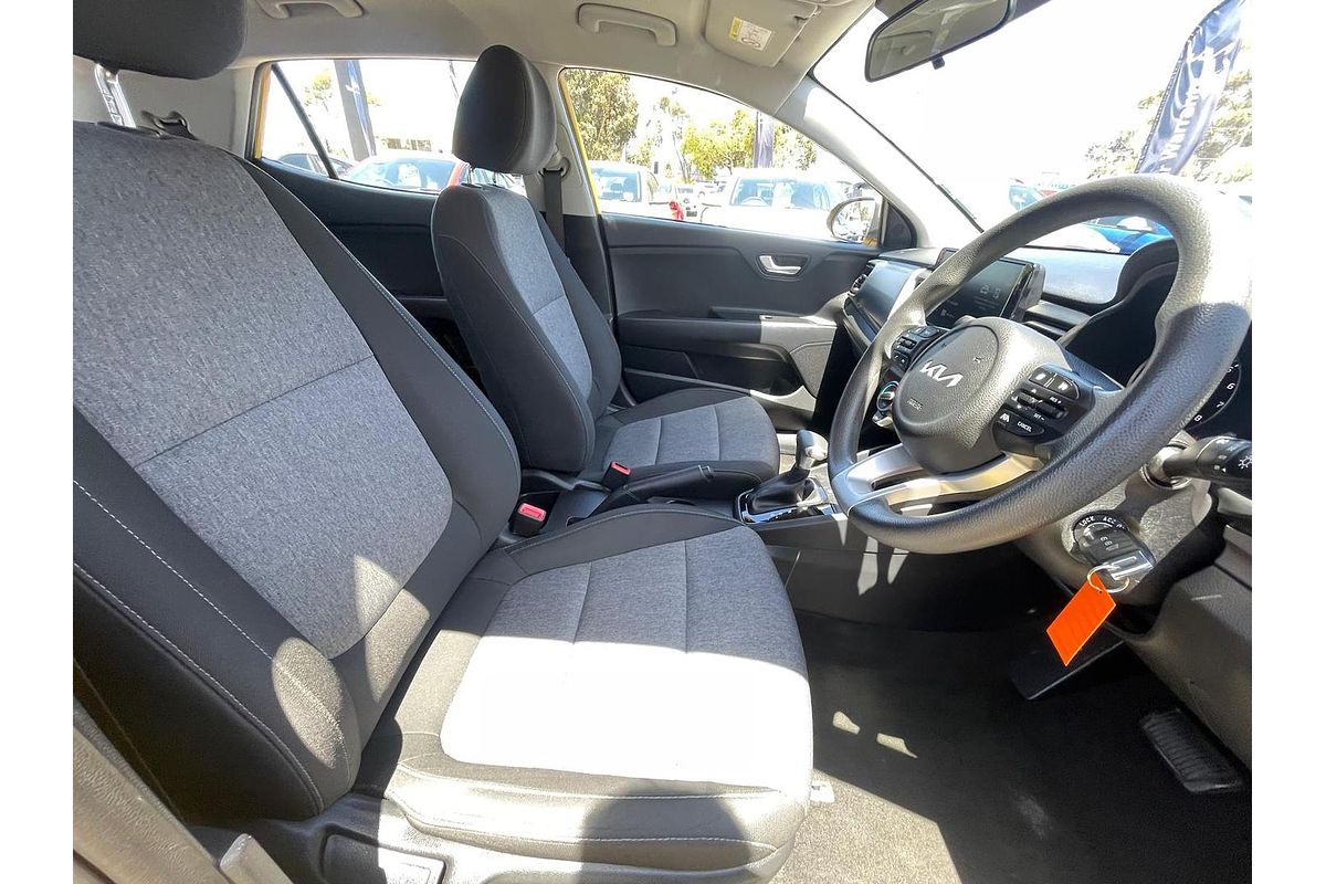 2023 Kia Stonic S YB