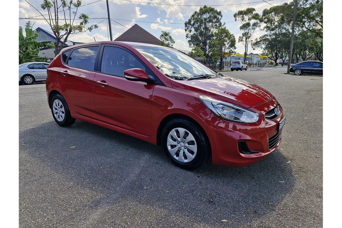 2015 Hyundai Accent Active RB3