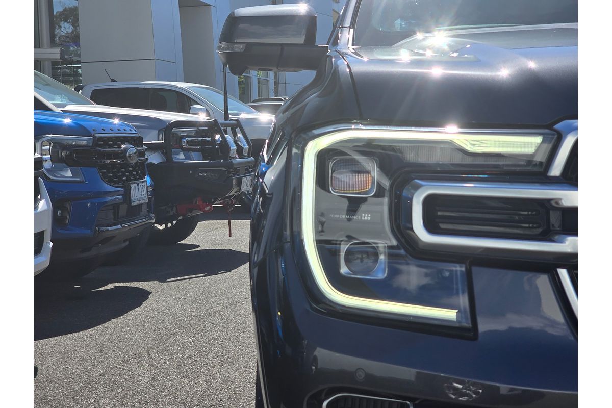 2023 Ford Everest Platinum