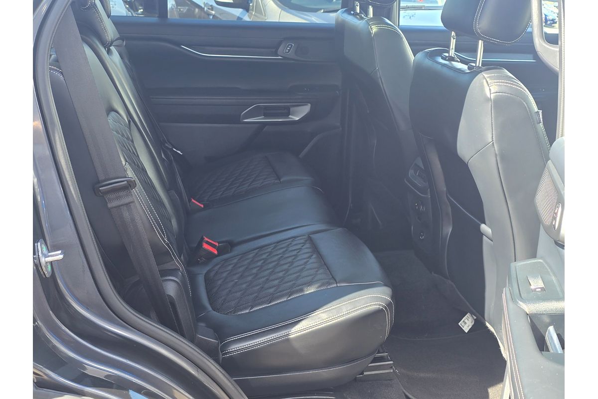 2023 Ford Everest Platinum