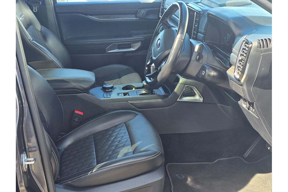2023 Ford Everest Platinum
