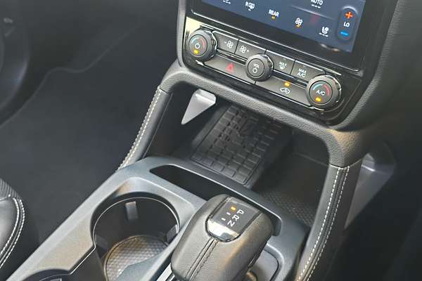 2023 Ford Everest Platinum