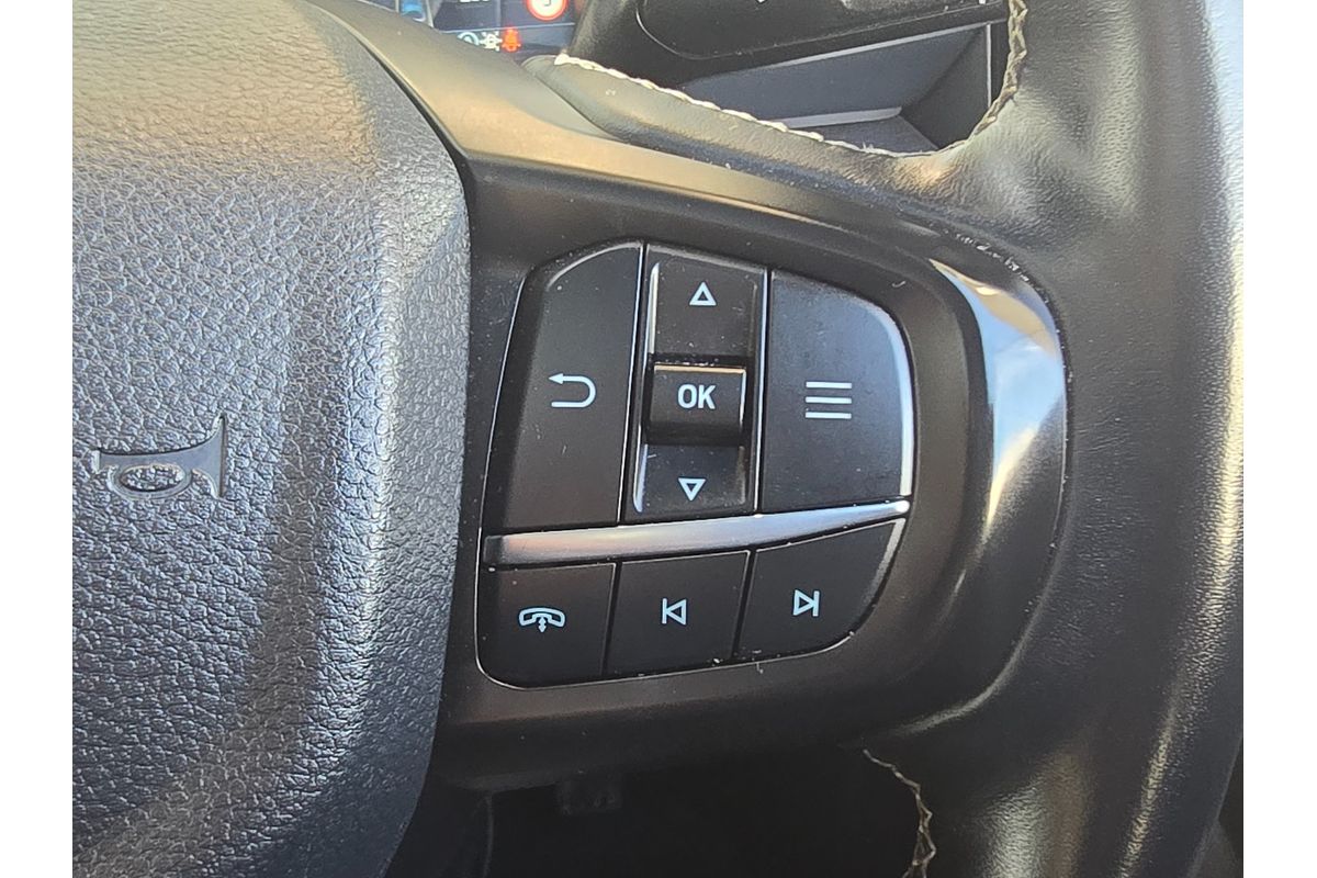 2023 Ford Everest Platinum