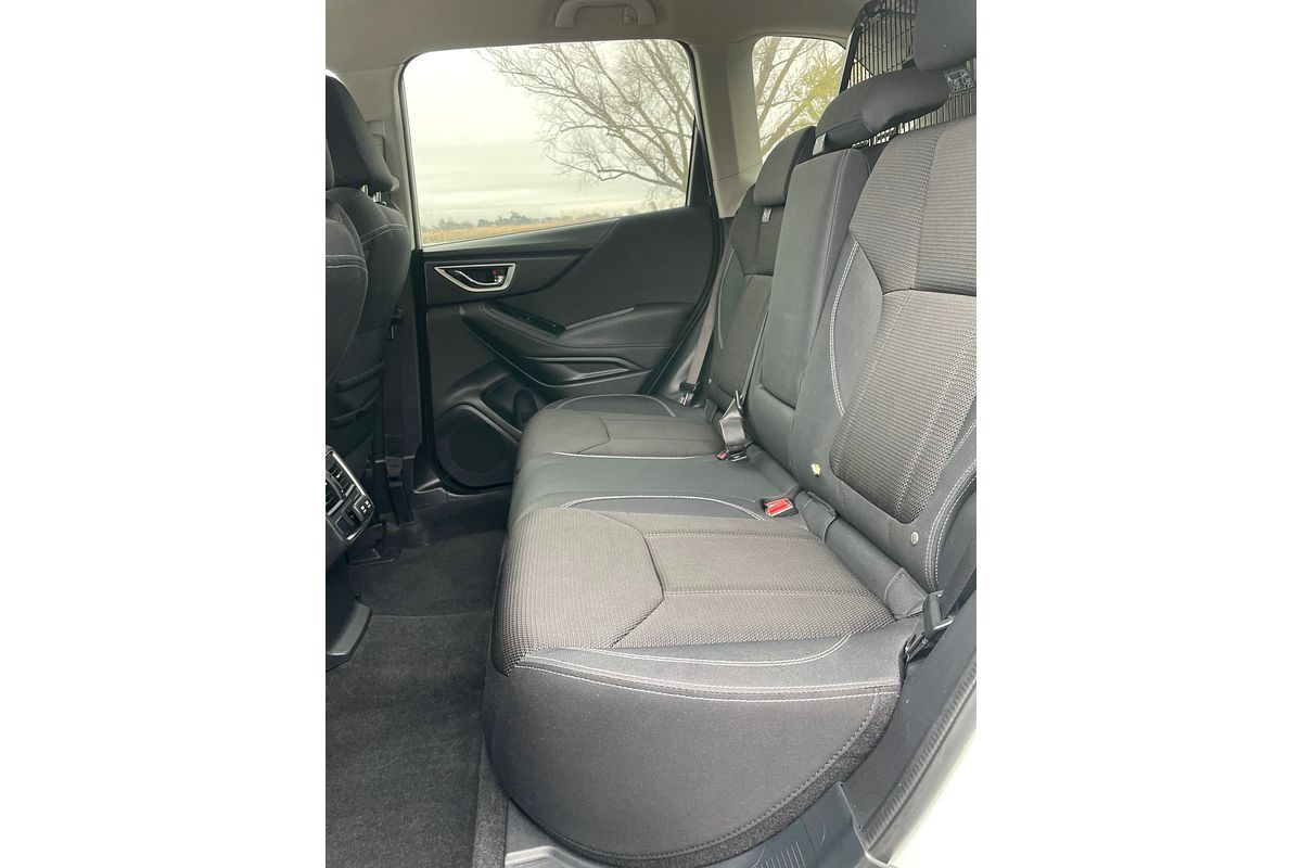 2021 Subaru Forester 2.5i Premium S5