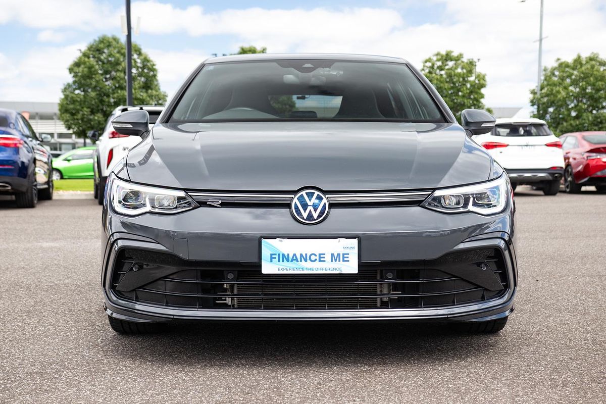 2022 Volkswagen Golf 110TSI R-Line 8