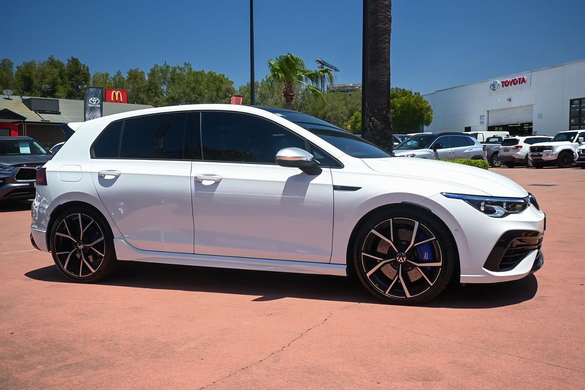 2023 Volkswagen Golf R 8