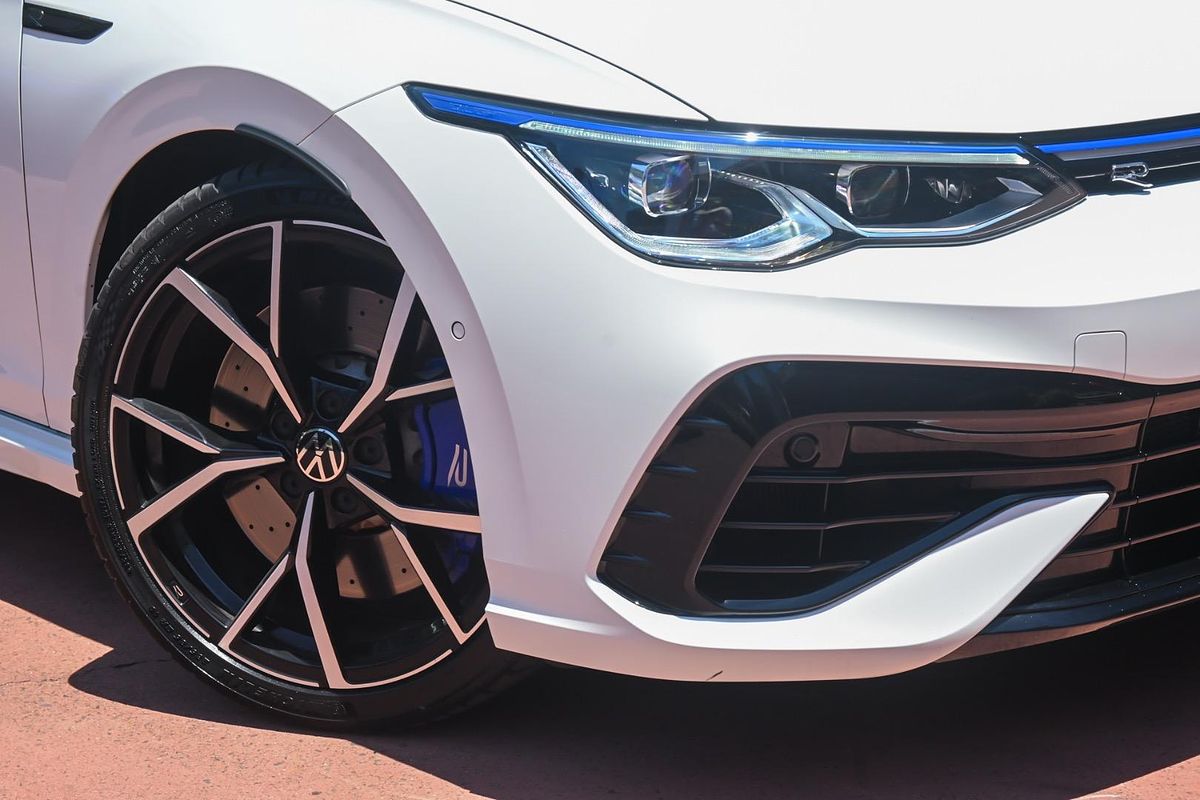 2023 Volkswagen Golf R 8