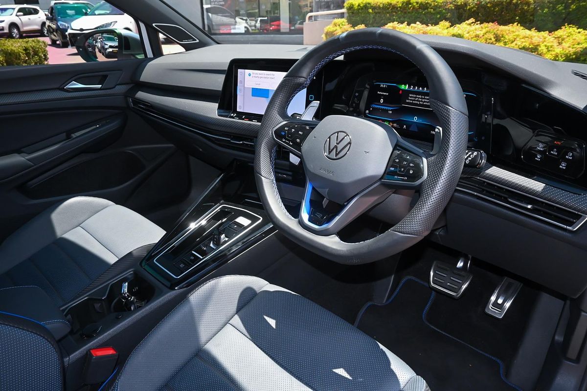 2023 Volkswagen Golf R 8