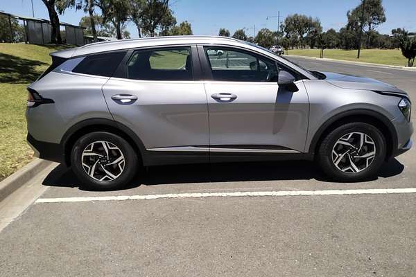 2022 Kia Sportage S NQ5