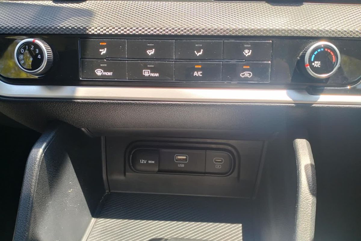 2022 Kia Sportage S NQ5