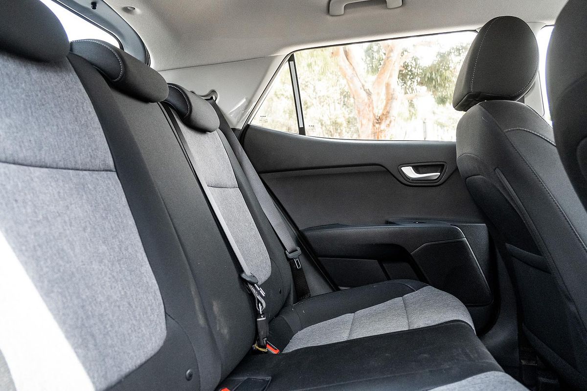 2024 Kia Stonic S YB