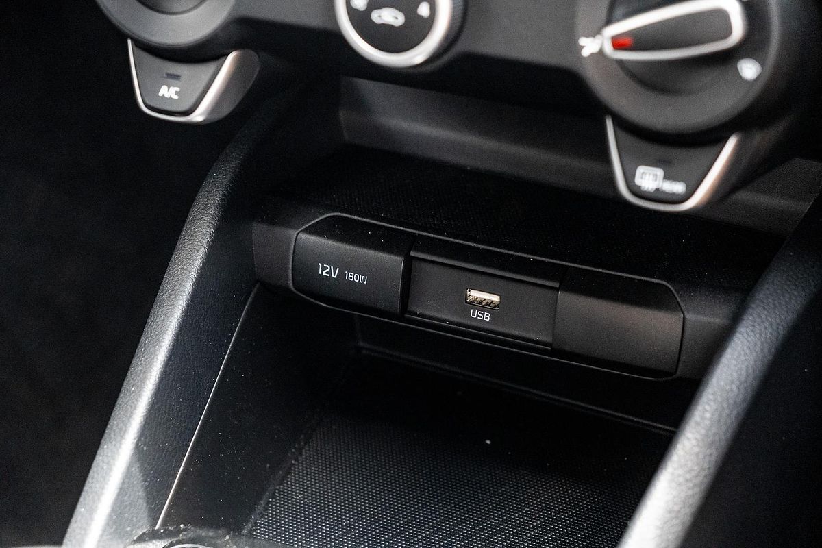 2024 Kia Stonic S YB