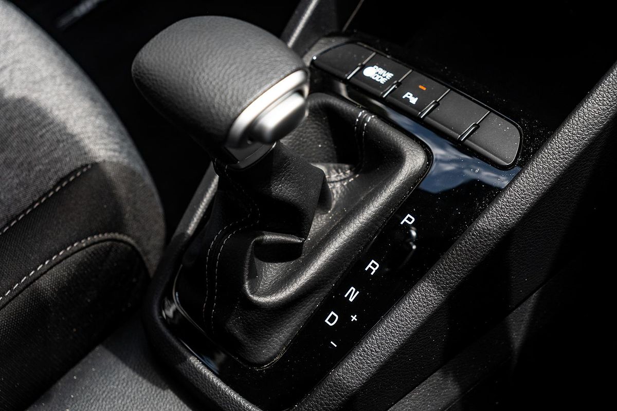 2024 Kia Stonic S YB