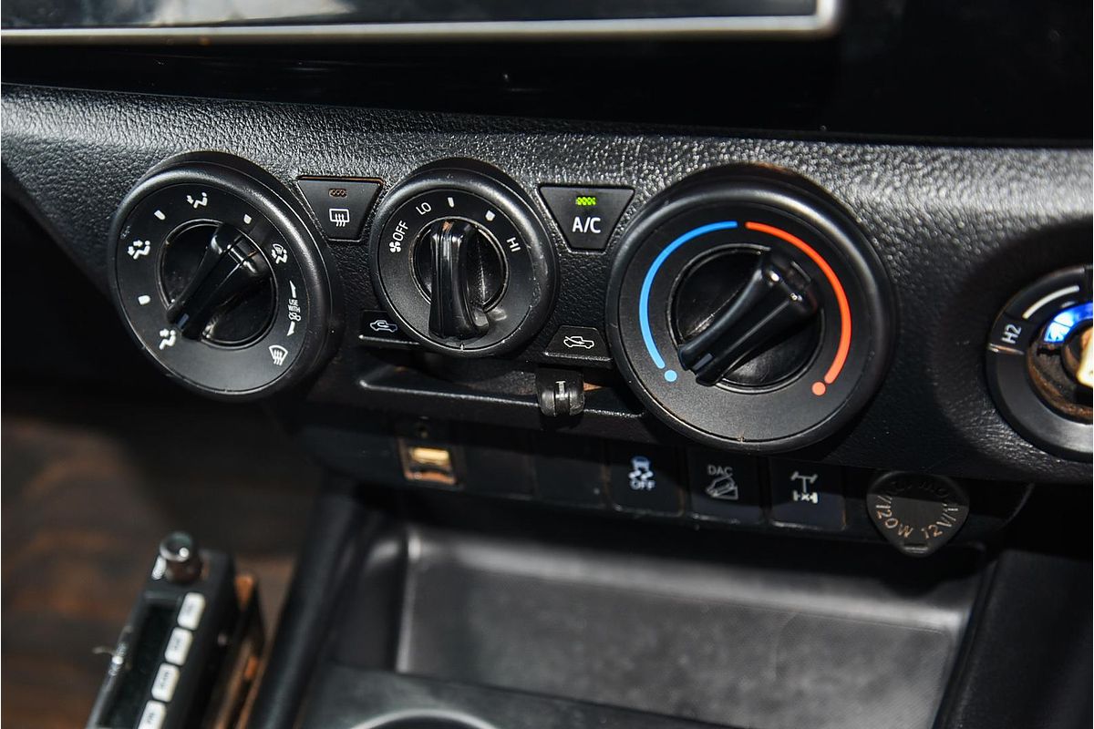 2019 Toyota Hilux SR GUN126R 4X4