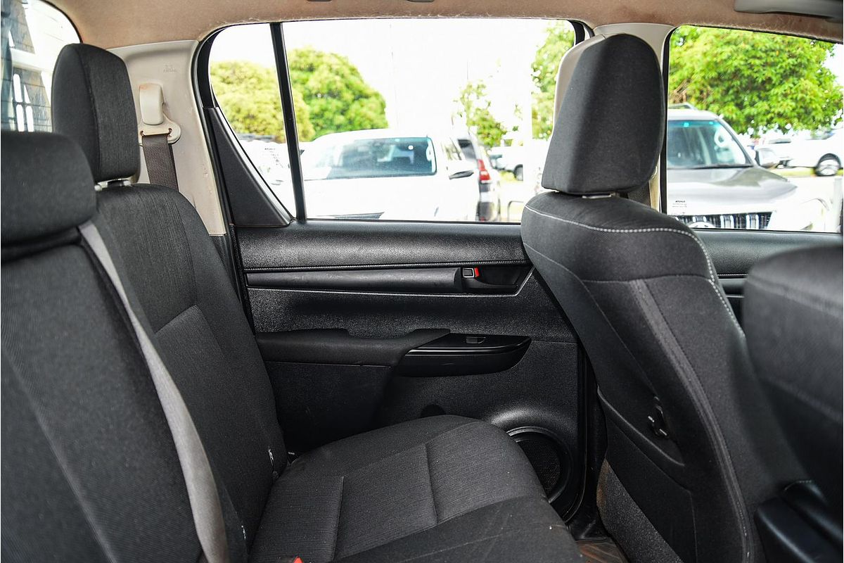 2019 Toyota Hilux SR GUN126R 4X4