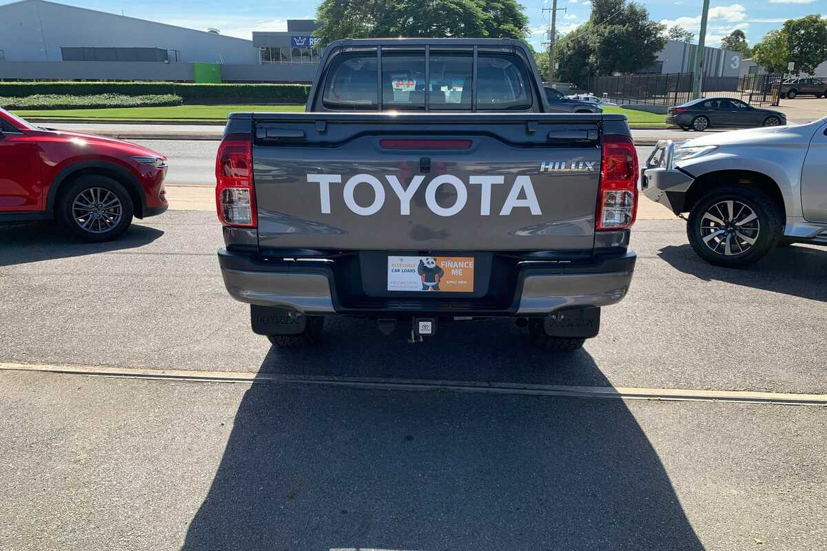 2018 Toyota HILUX SR MAN