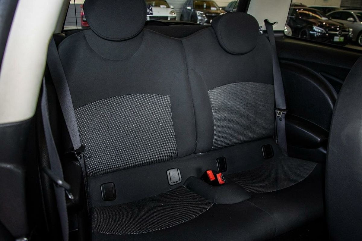 2011 MINI Hatch Cooper R56 LCI