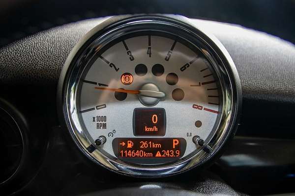 2011 MINI Hatch Cooper R56 LCI