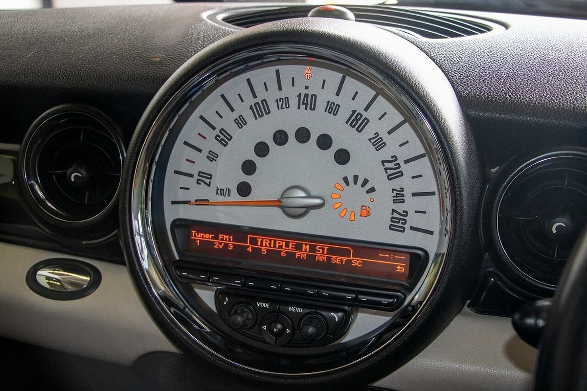 2011 MINI Hatch Cooper R56 LCI