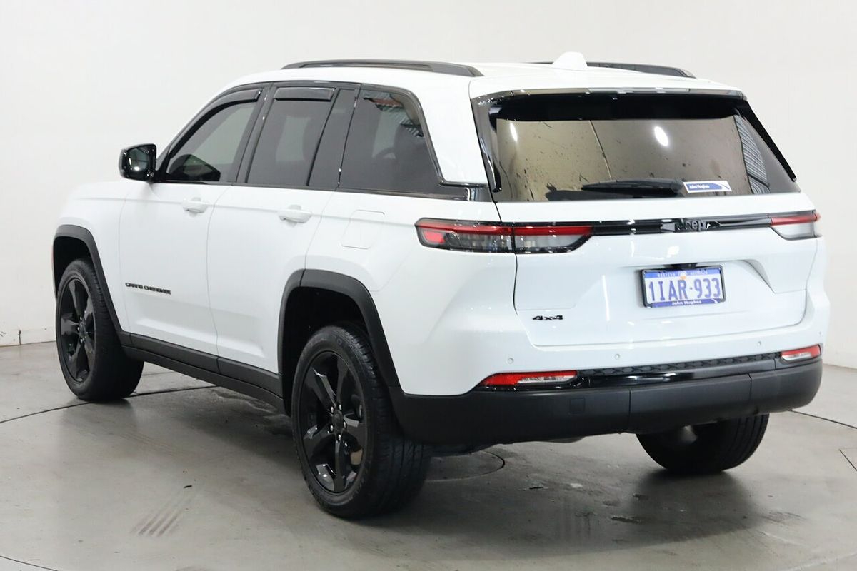 2023 Jeep Grand Cherokee Night Eagle WL