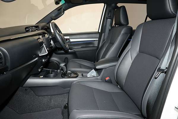 2024 Toyota Hilux Rogue 48V GUN126R 4X4