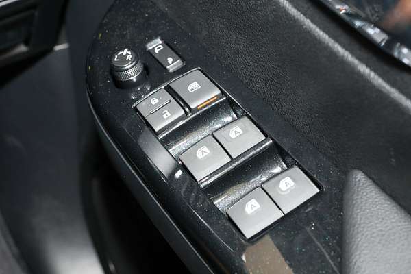 2024 Toyota Hilux Rogue 48V GUN126R 4X4
