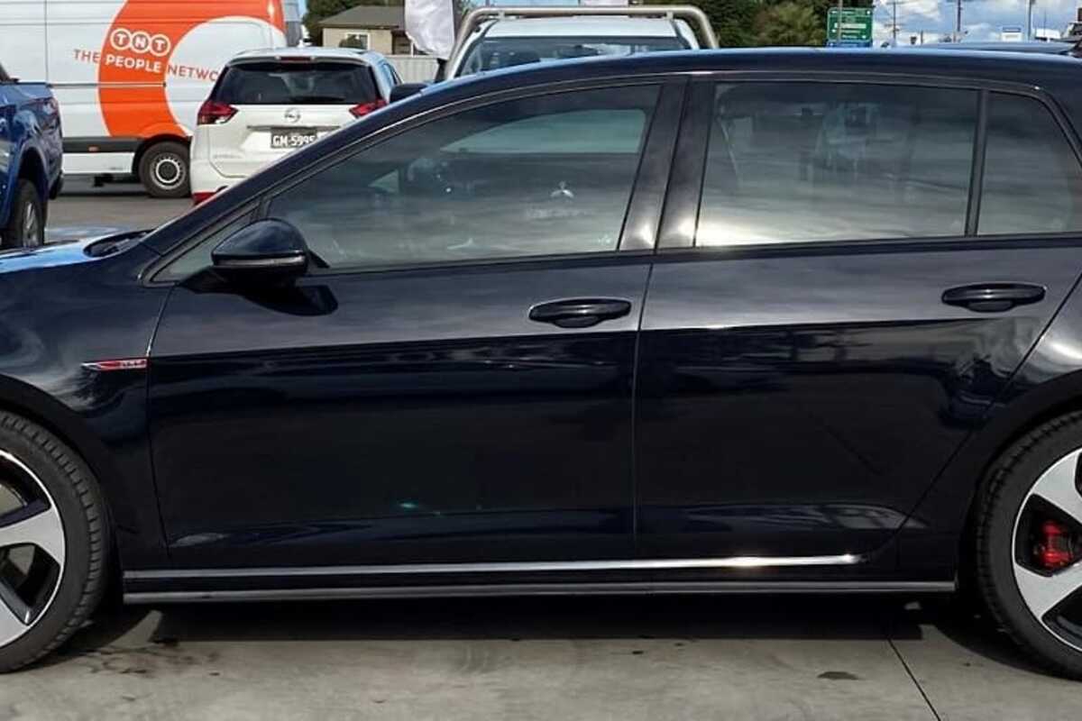 2016 Volkswagen GOLF GTI 7
