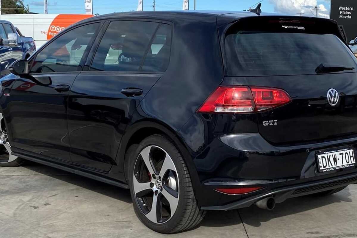 2016 Volkswagen GOLF GTI 7