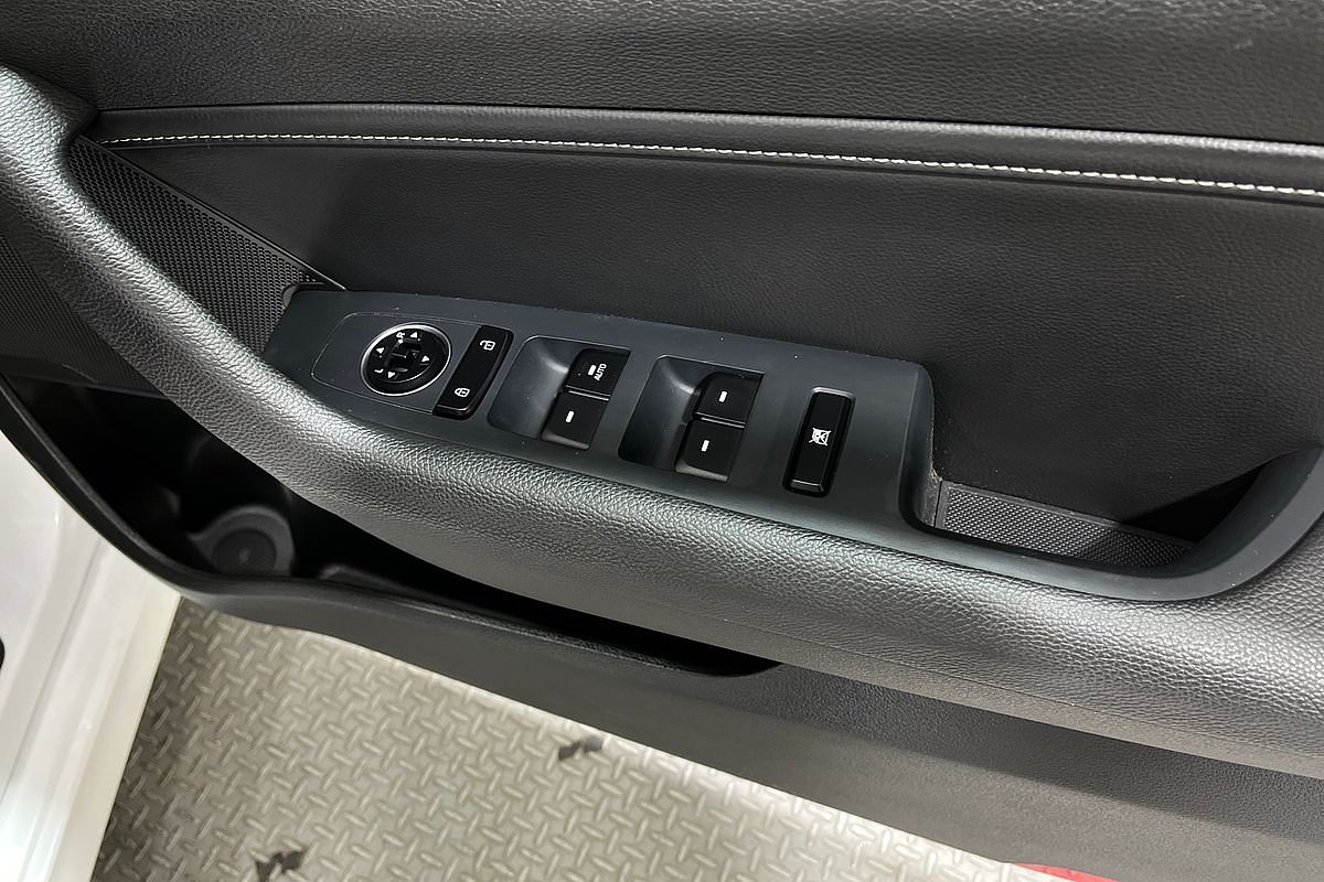 2018 Hyundai Sonata Active LF4